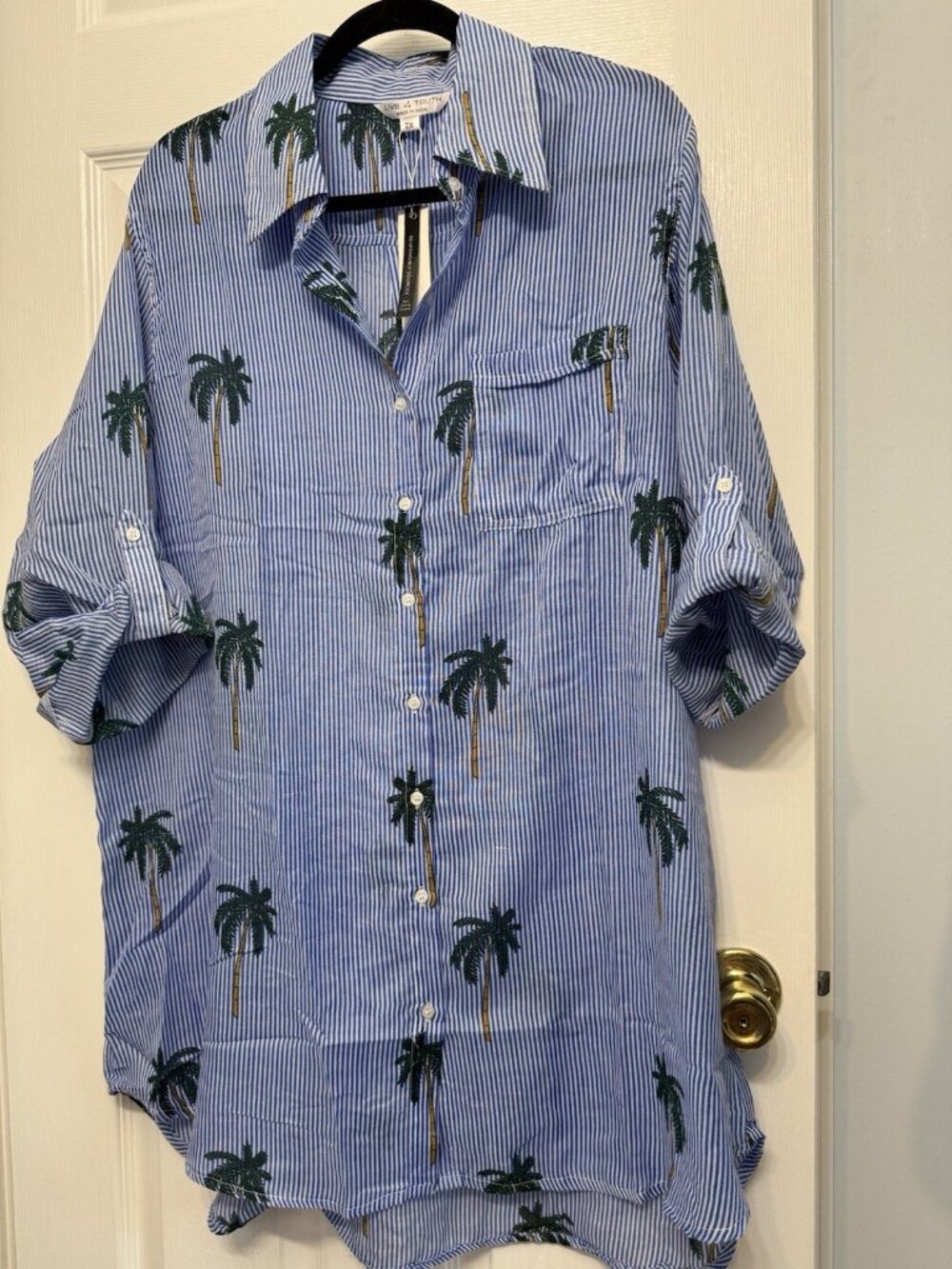 Live 4 Truth Women’s 2X Blue Striped Palm Tree Button Up Swim Cover Up NWT